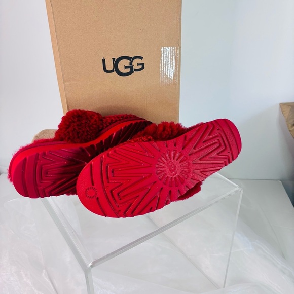 UGG Women's Disquette Slipper, Red, 9 - Picture 5 of 7